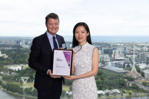 Image of Dr Lisa Zhuoting Zhu and Hon Ben Carroll MP, Minister for Industry & Innovation.